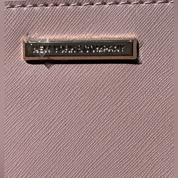 NWT New York & Company Wristlet - Picture 10 of 11